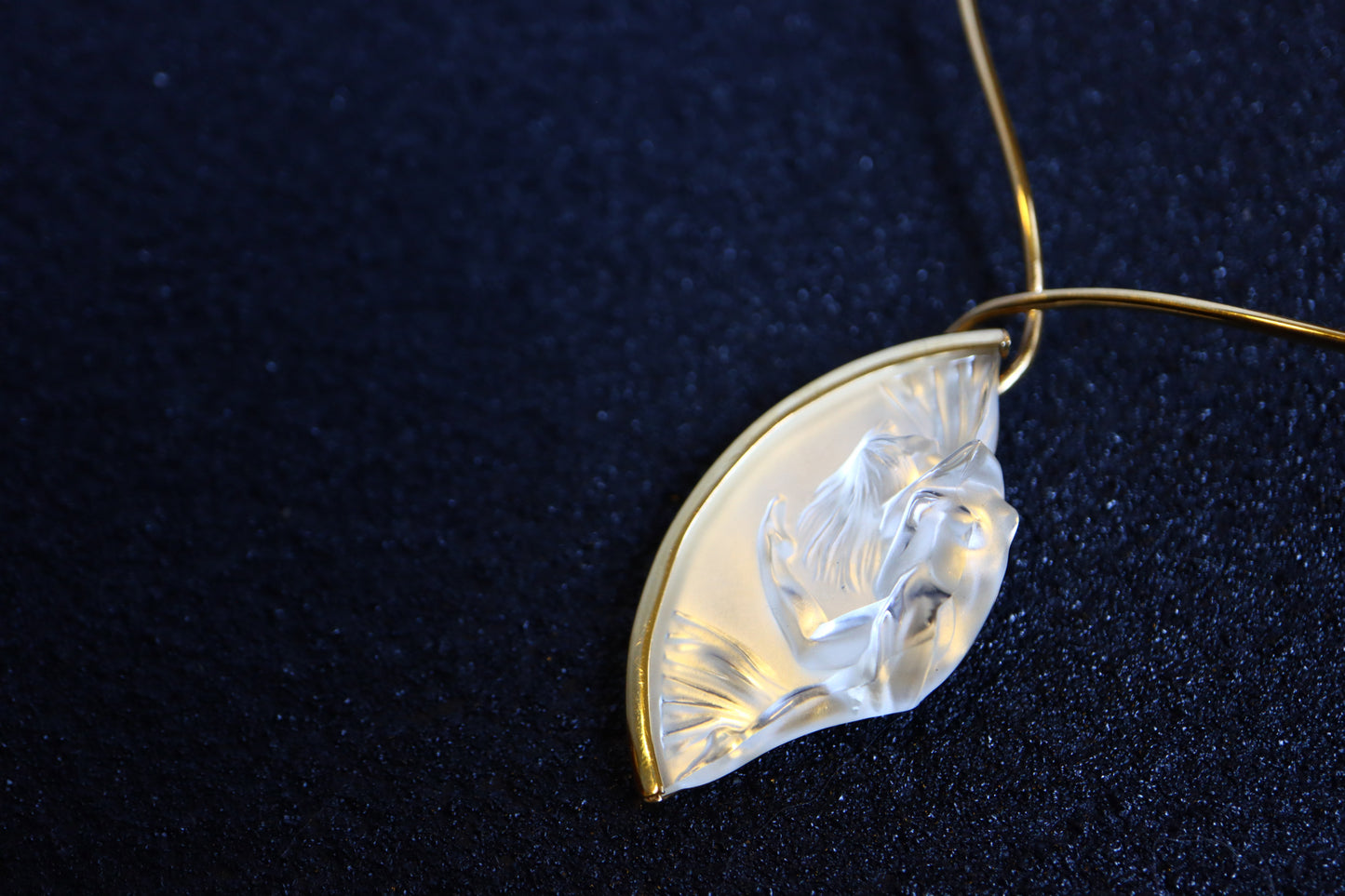 Lalique art nouveau crystal acrobat clear sculpture collar necklace