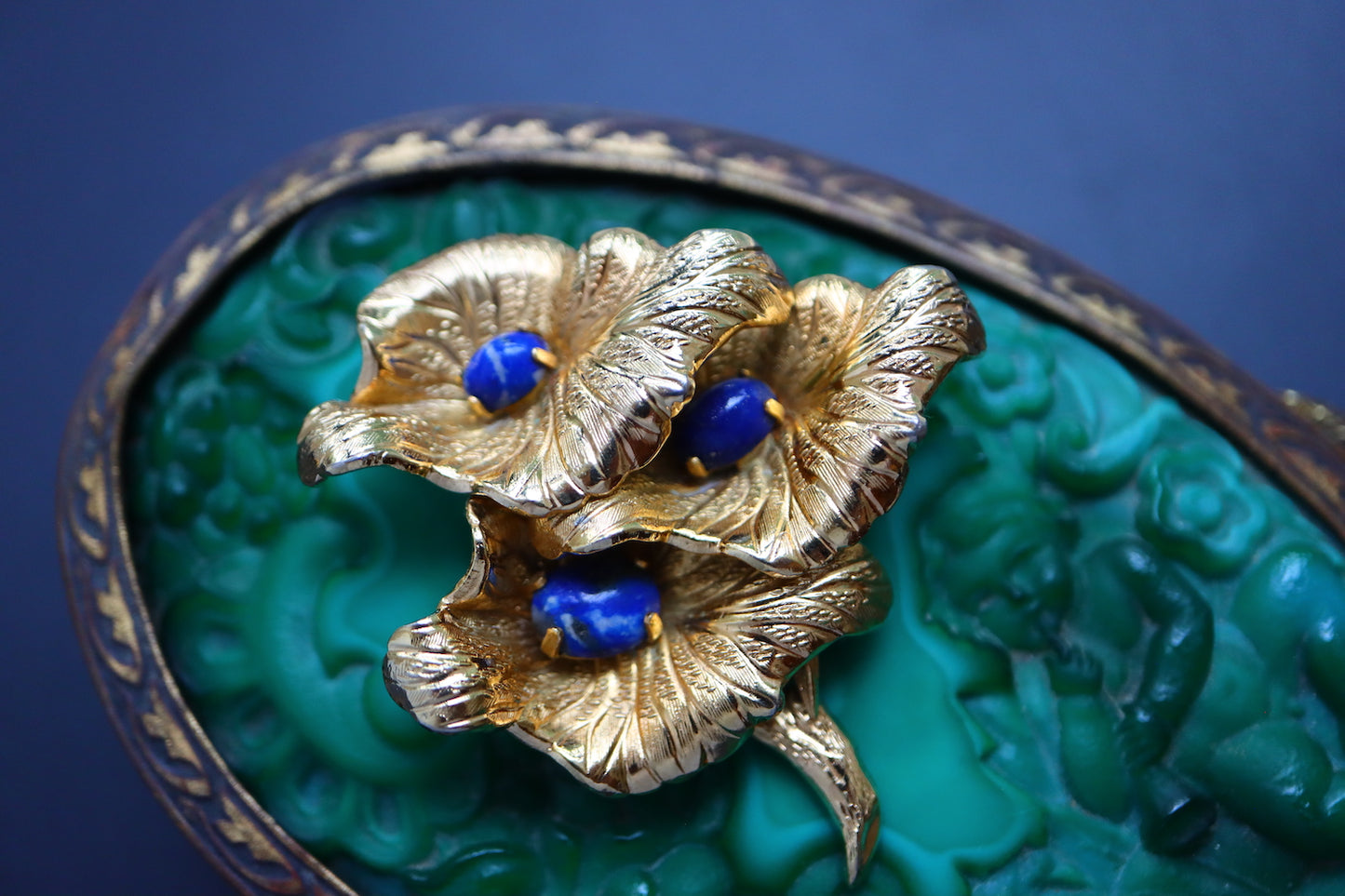 Vintage 1967 Henkel & Grossé lazuline blue glass cabochon leaves brooch
