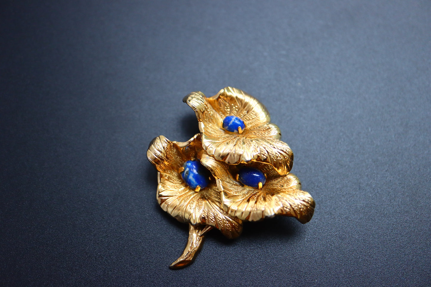 Vintage 1967 Henkel & Grossé lazuline blue glass cabochon leaves brooch