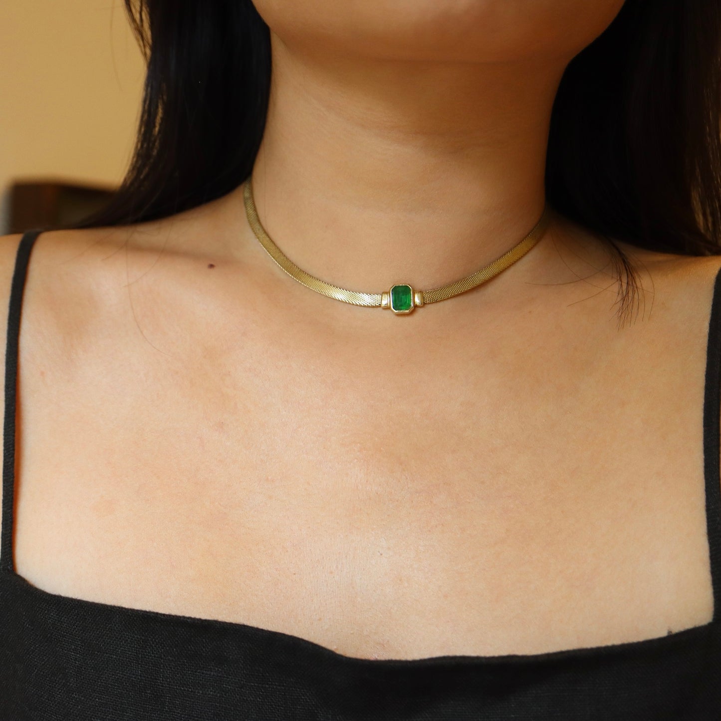 Vintage Henkel & Grossé Germany weaving green rhinestone choker necklace