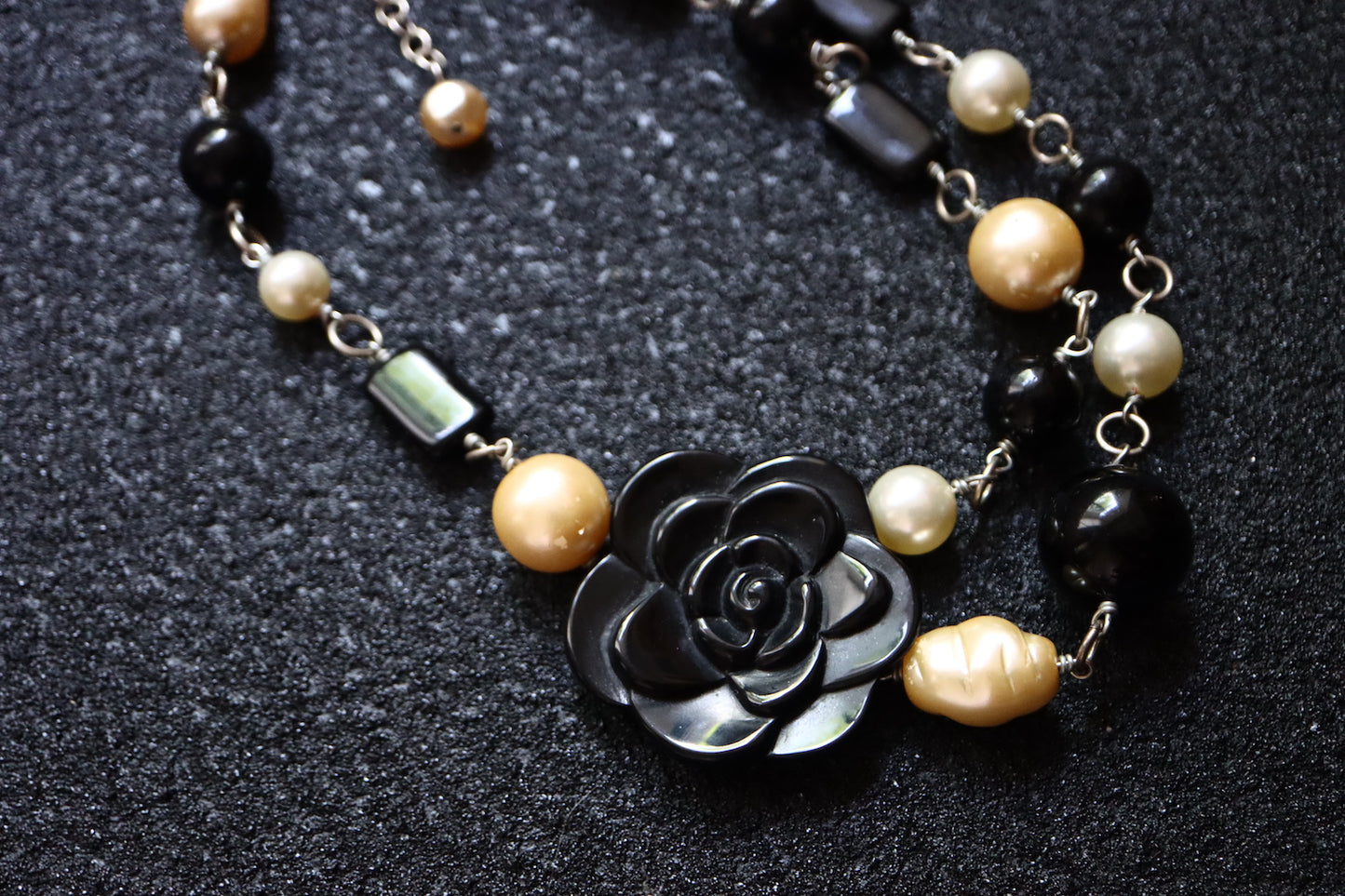 Vintage Philippe Ferrandis for Jaeger black and white camilla faux pearls necklace