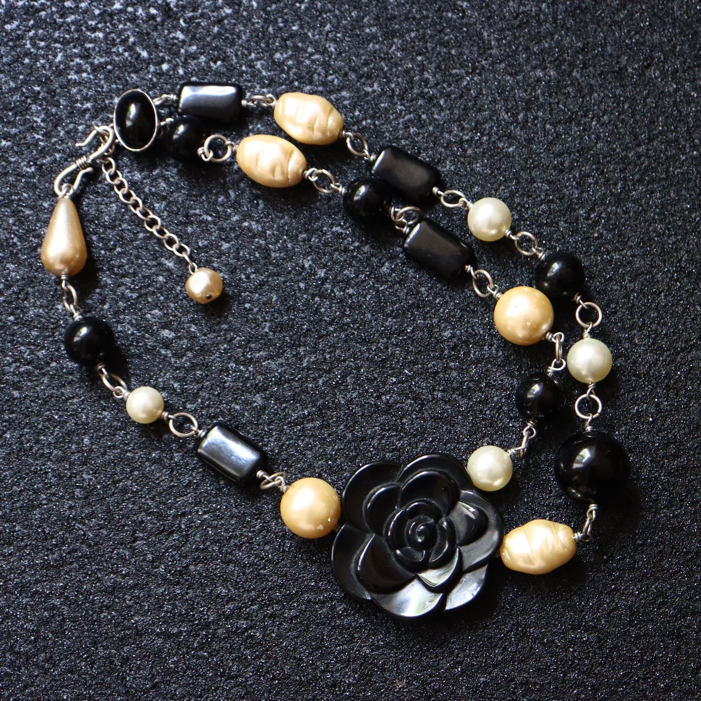 Vintage Philippe Ferrandis for Jaeger black and white camilla faux pearls necklace