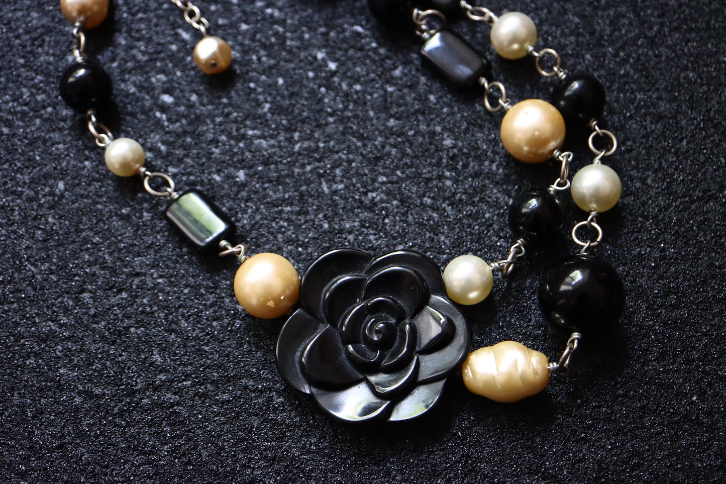 Vintage Philippe Ferrandis for Jaeger black and white camilla faux pearls necklace
