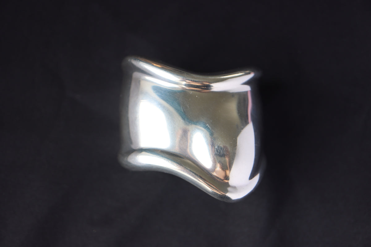 TIFFANY & CO. Elsa Peretti Silver Bone Cuff left hand Bracelet