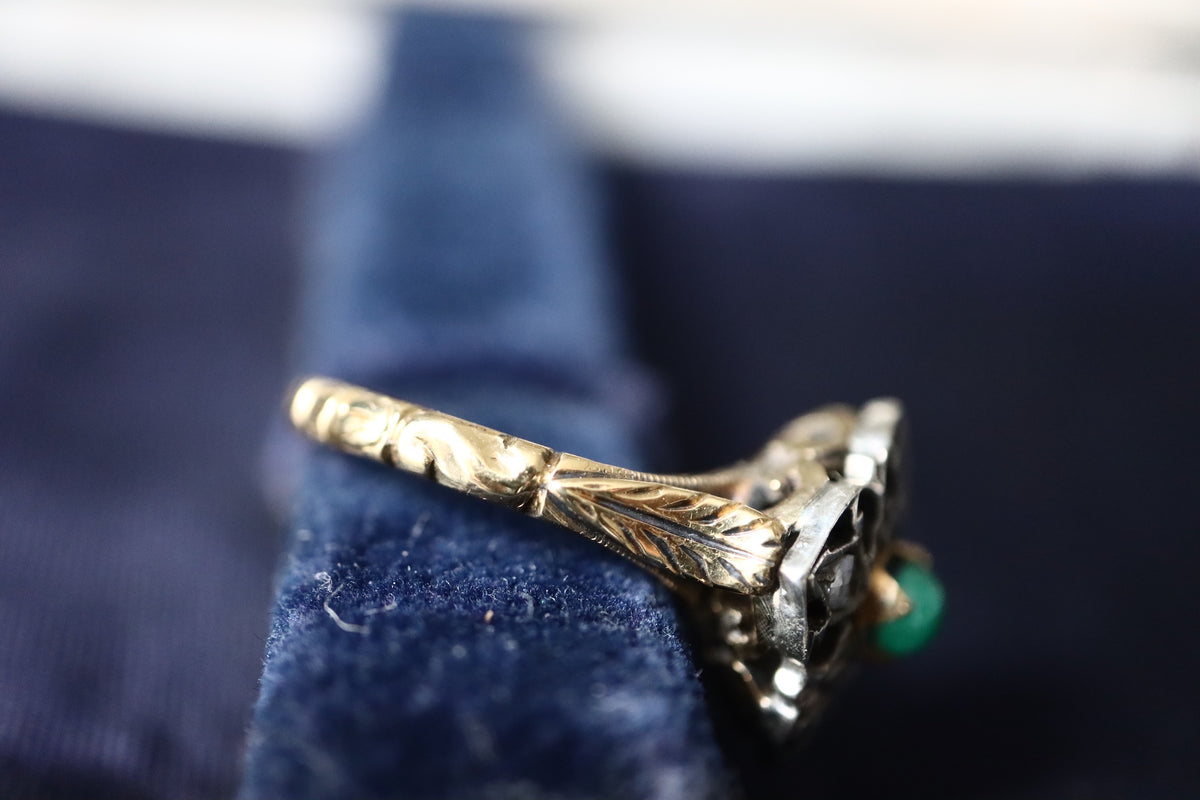 ANTIQUE Victorian 18K Gold & Silver Cabochon Emerald 4 Rose-Cut Diamond Lattice Ring