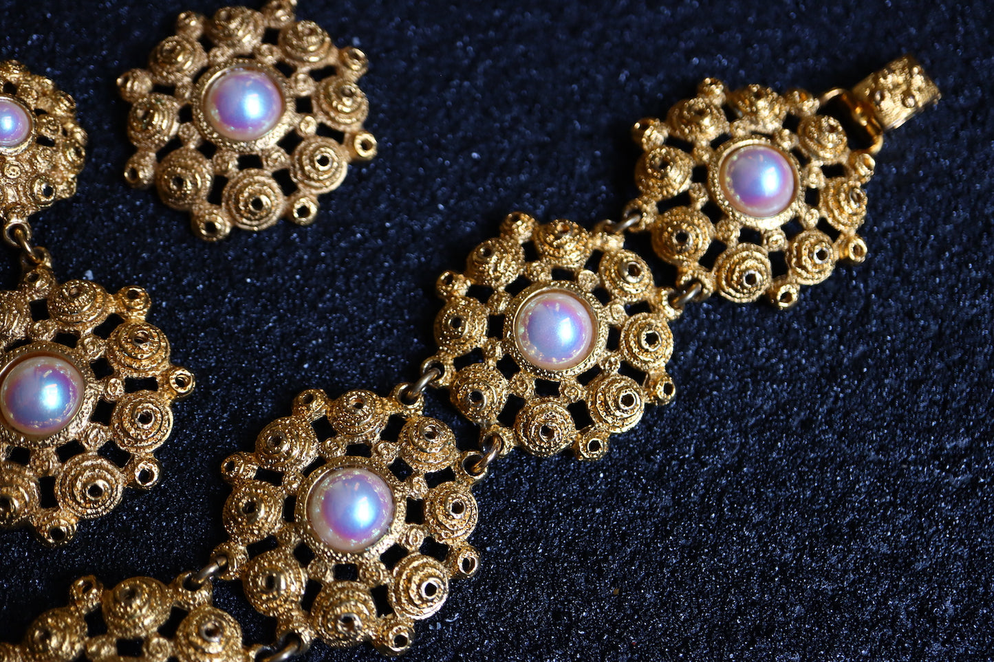 Vintage Rochas faux Pearl gold tone flower long earrings bracelet set
