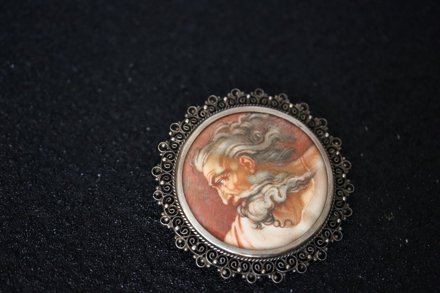 Antique 800 silver Michelangelo micro hand-paint cameo brooch