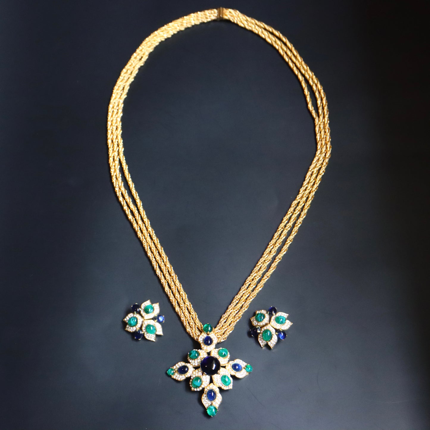 Vintage Henkel & Grossé 1969 glass cabochon necklace clip on earrings set