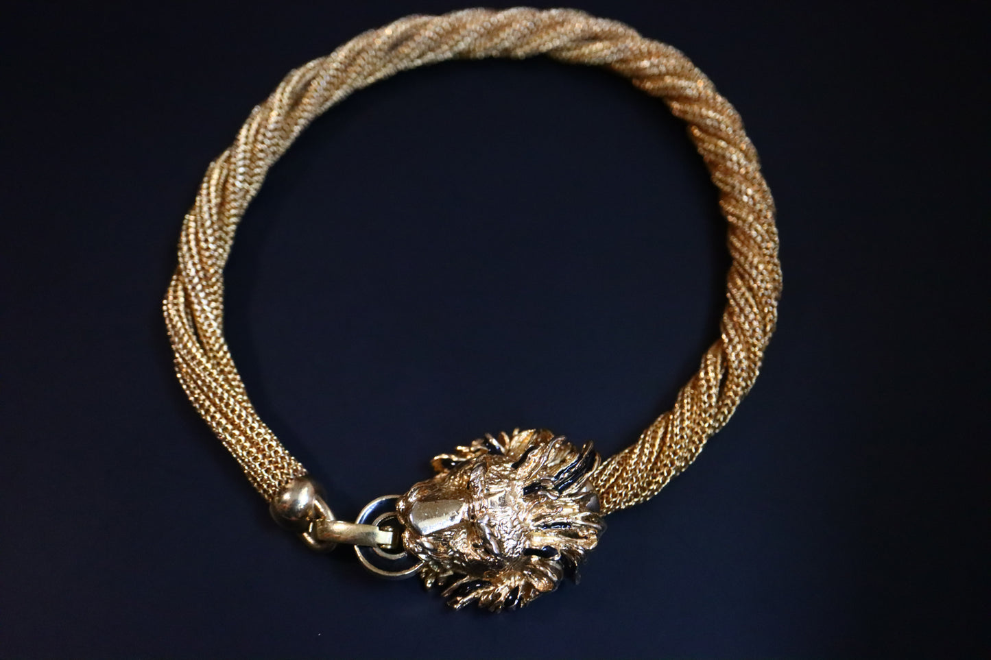 Vintage 1974 Henkel & Grossé lion convertible long necklace