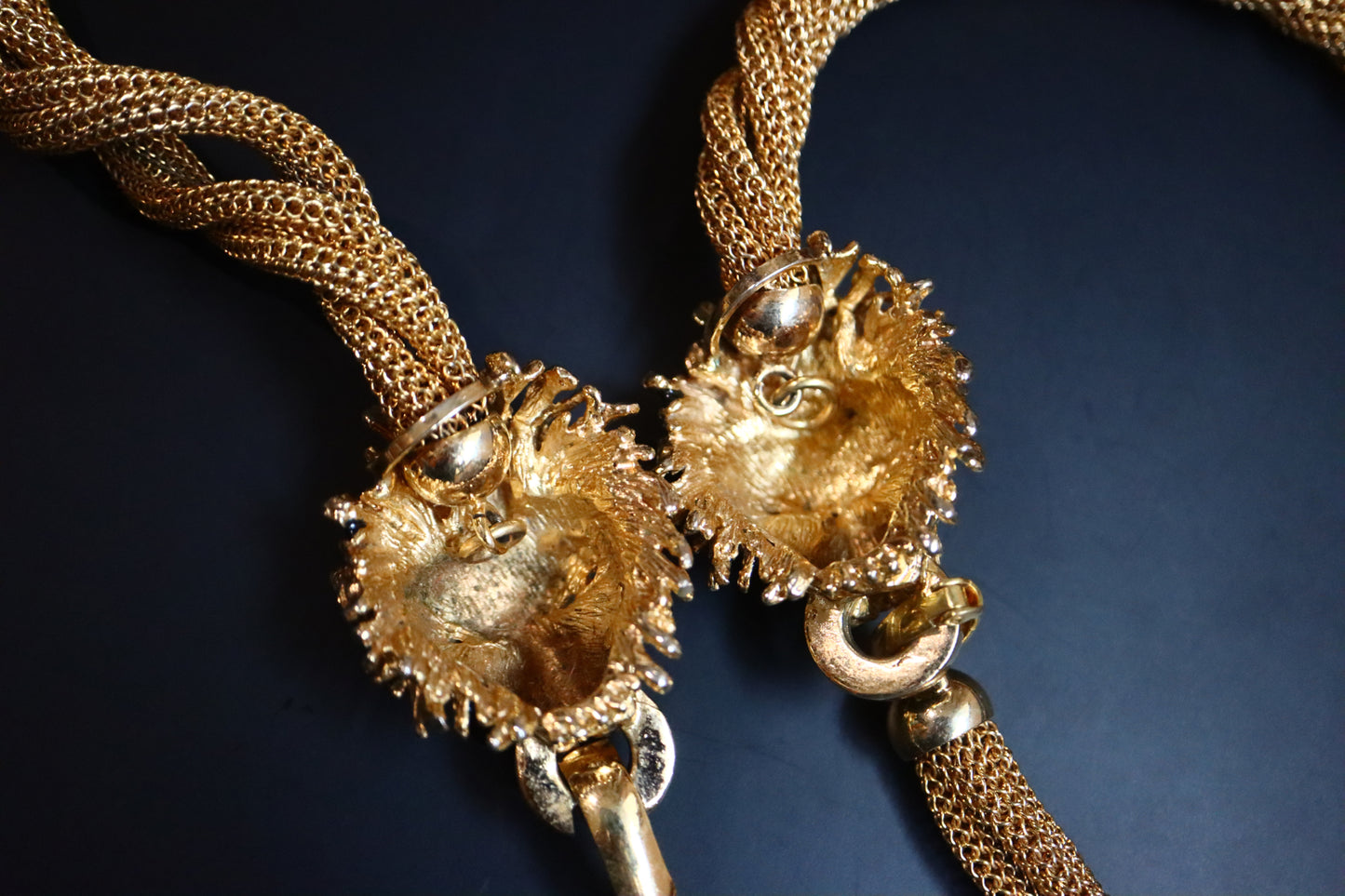 Vintage 1974 Henkel & Grossé lion convertible long necklace