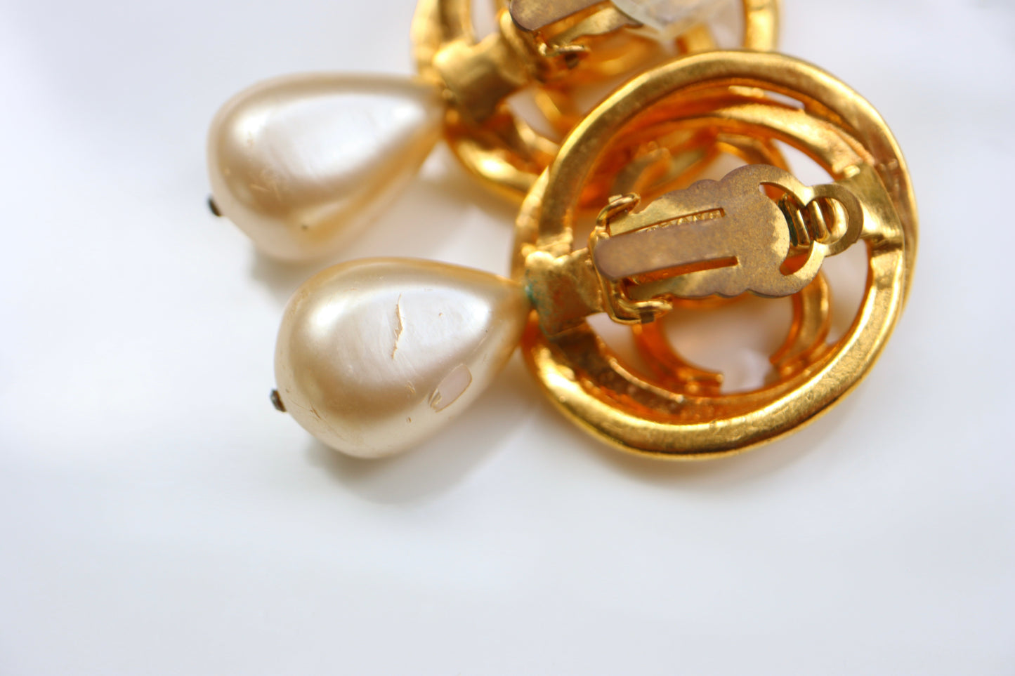 Vintage Chanel CC logo faux pearl gold tone clip on earrings