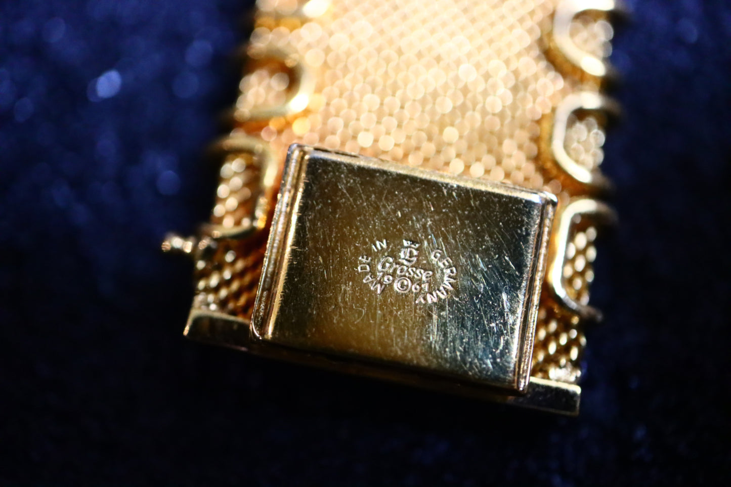 Vintage 1961 Henkel & Grossé Mesh Weave gold tone wide bracelet
