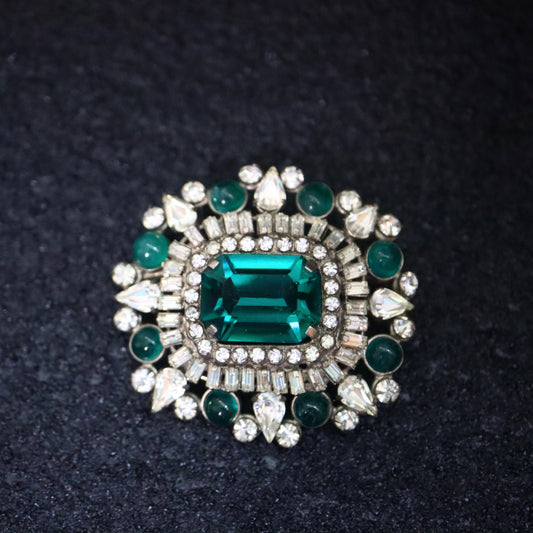 Vintage French Gripoix cabochon emerald colour rhinestone brooch