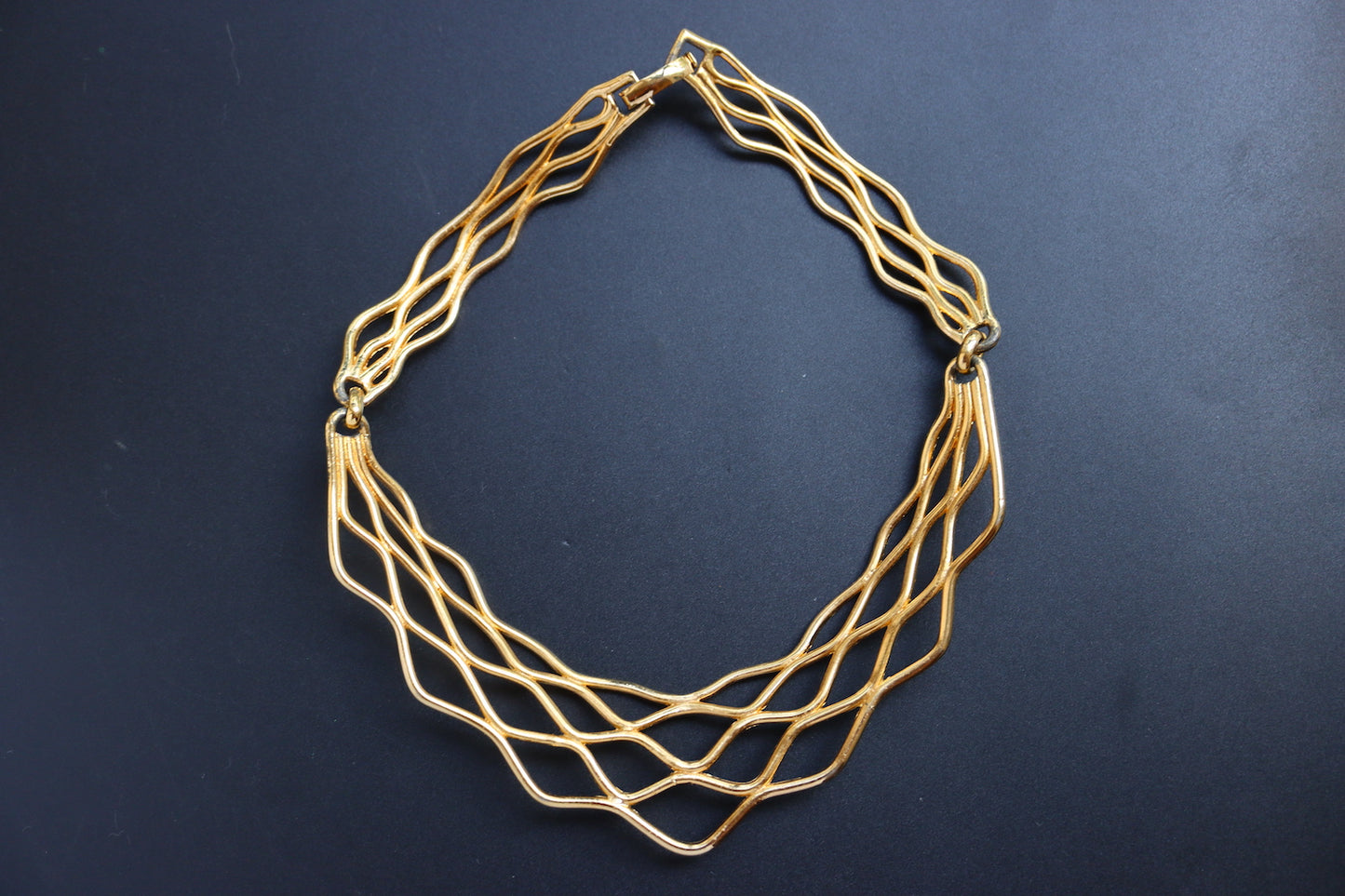 Vintage 1972 Henkel & Grossé Germany weaving gold-tone collar necklace