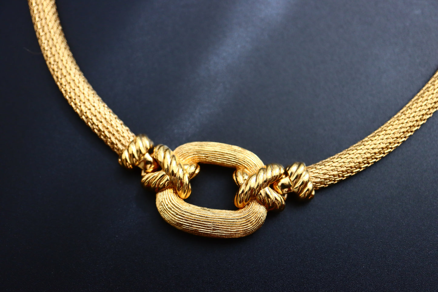 Vintage Christian Dior gold-tone weaving cross necklace