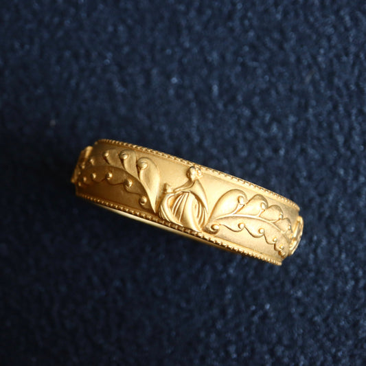 Vintage Lanvin gold-tone carving Logo leaf perfume cuff bracelet