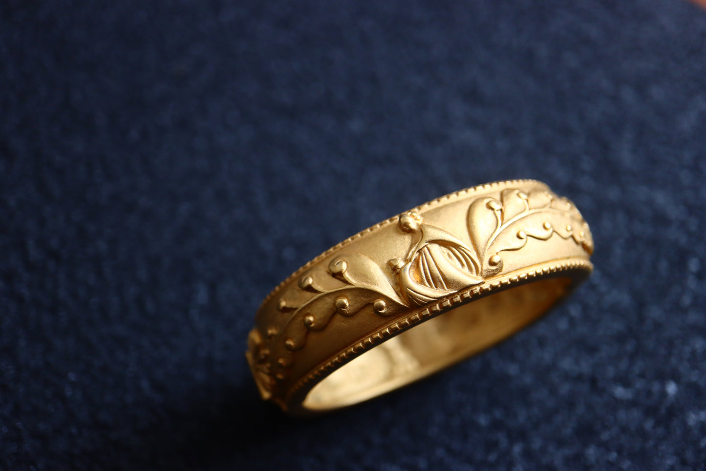 Vintage Lanvin gold-tone carving Logo leaf perfume cuff bracelet