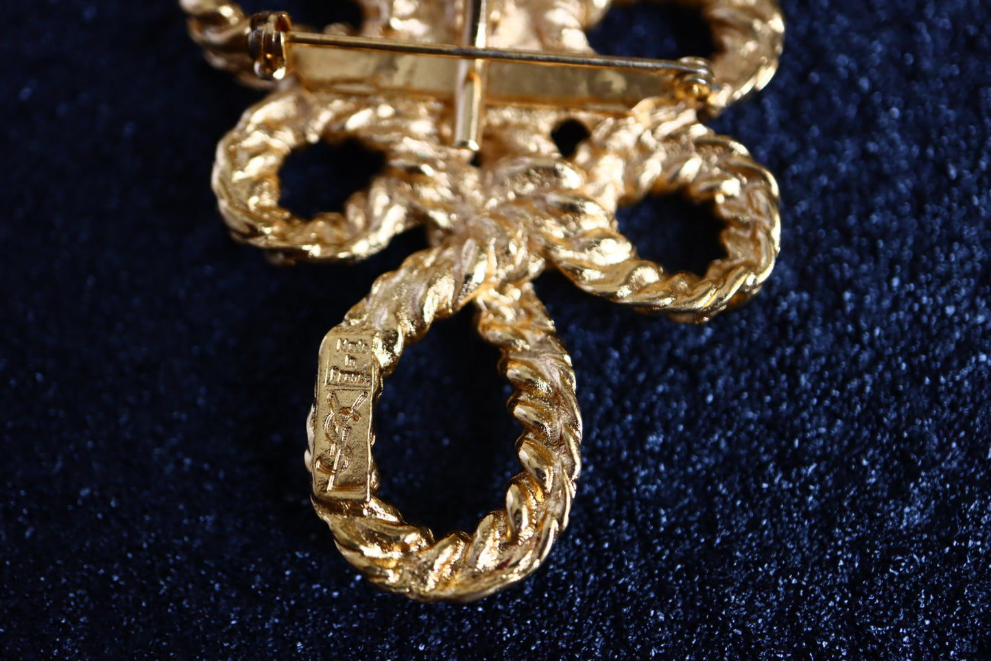 Vintage YSL Chinoiserie Gold-tone Knot Swirl Twist Brooch Pendant