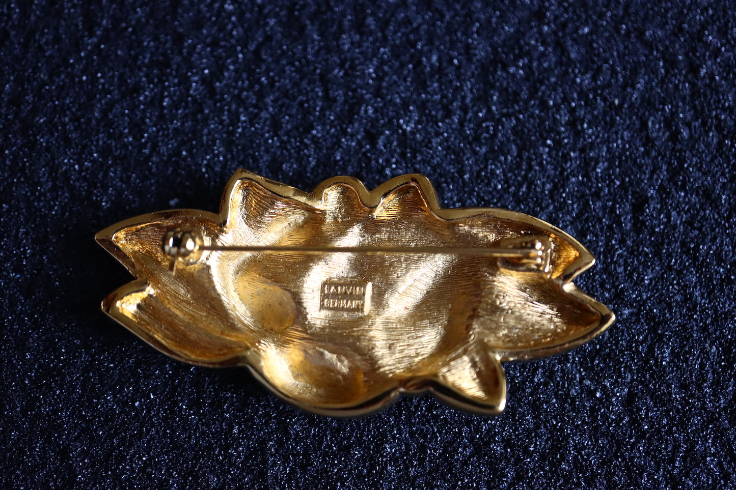 Vintage Lanvin Germany rich gold-tone sculptured flower brooch