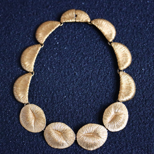 Vintage Balenciaga gold tone leaves minimalism necklace