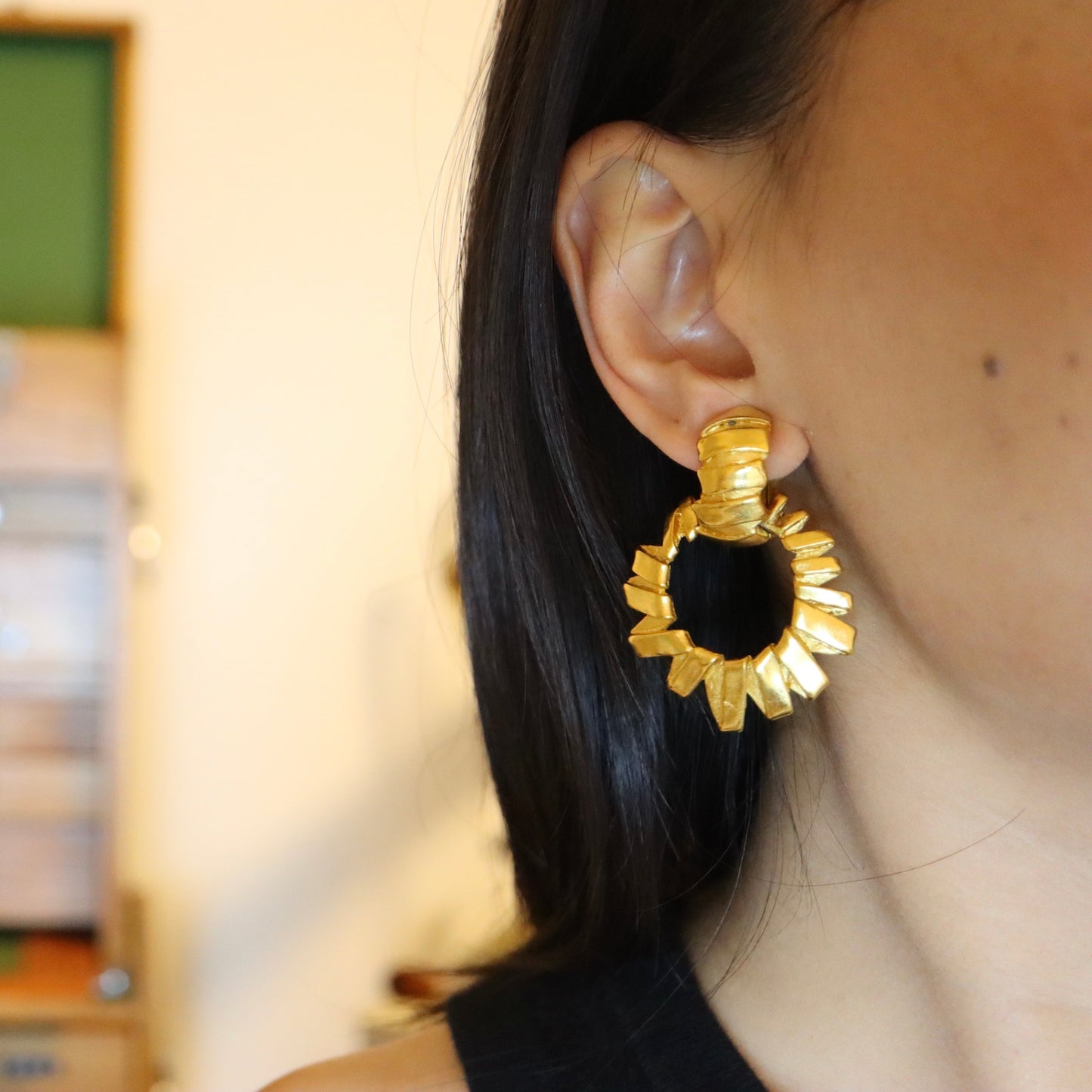 Vintage Yves Saint Laurent YSL Rich gold-tone Hoop Riband clip-on Earrings