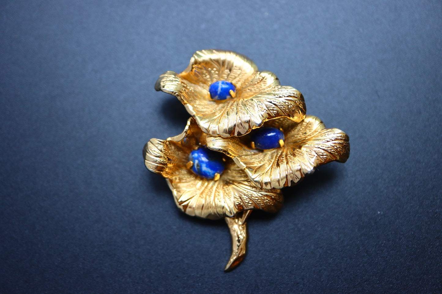 Vintage 1967 Henkel & Grossé lazuline blue glass cabochon leaves brooch
