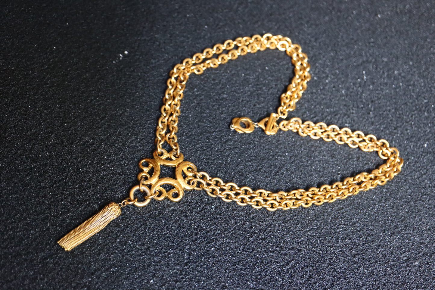 VINTAGE YSL Gold-Tone double layer Knot & Tassel Sautoir Necklace