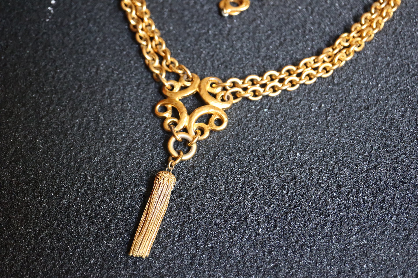VINTAGE YSL Gold-Tone double layer Knot & Tassel Sautoir Necklace