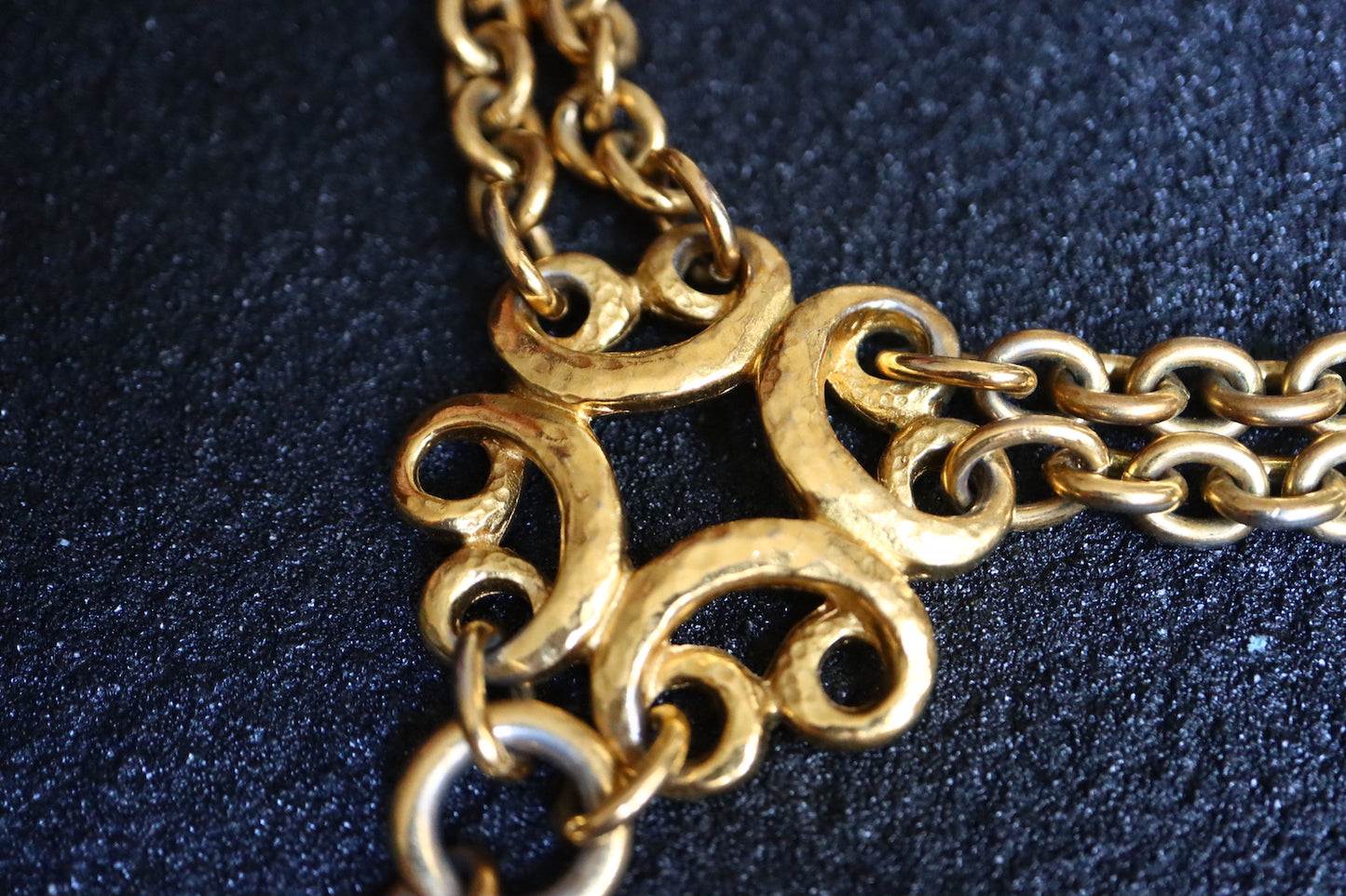 VINTAGE YSL Gold-Tone double layer Knot & Tassel Sautoir Necklace