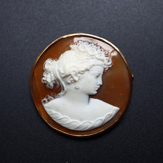 ANTIQUE Victorian 14K Gold Hand-Carved Shell Cameo Flora Maiden Brooch