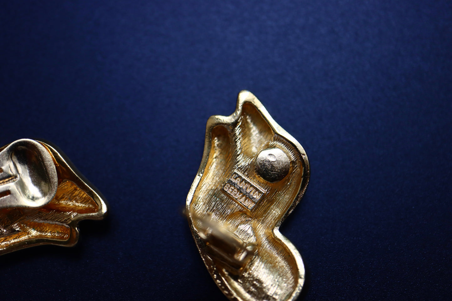 Vintage Lanvin Germany rhinestone gold-tone ribbon clip-on earrings