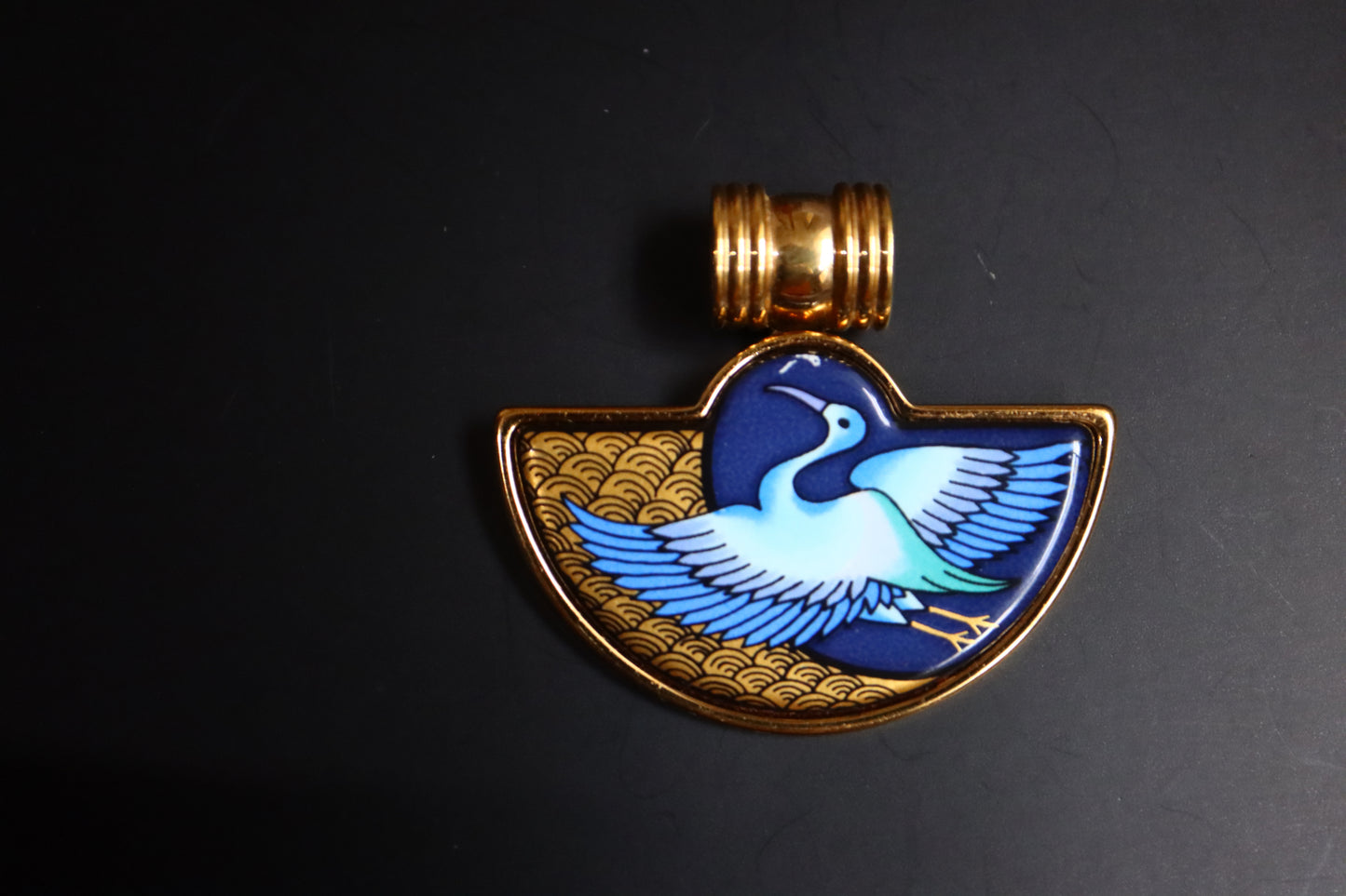 Vintage Michaela Frey Team Japanese Ukiyoe crane enamel pendant