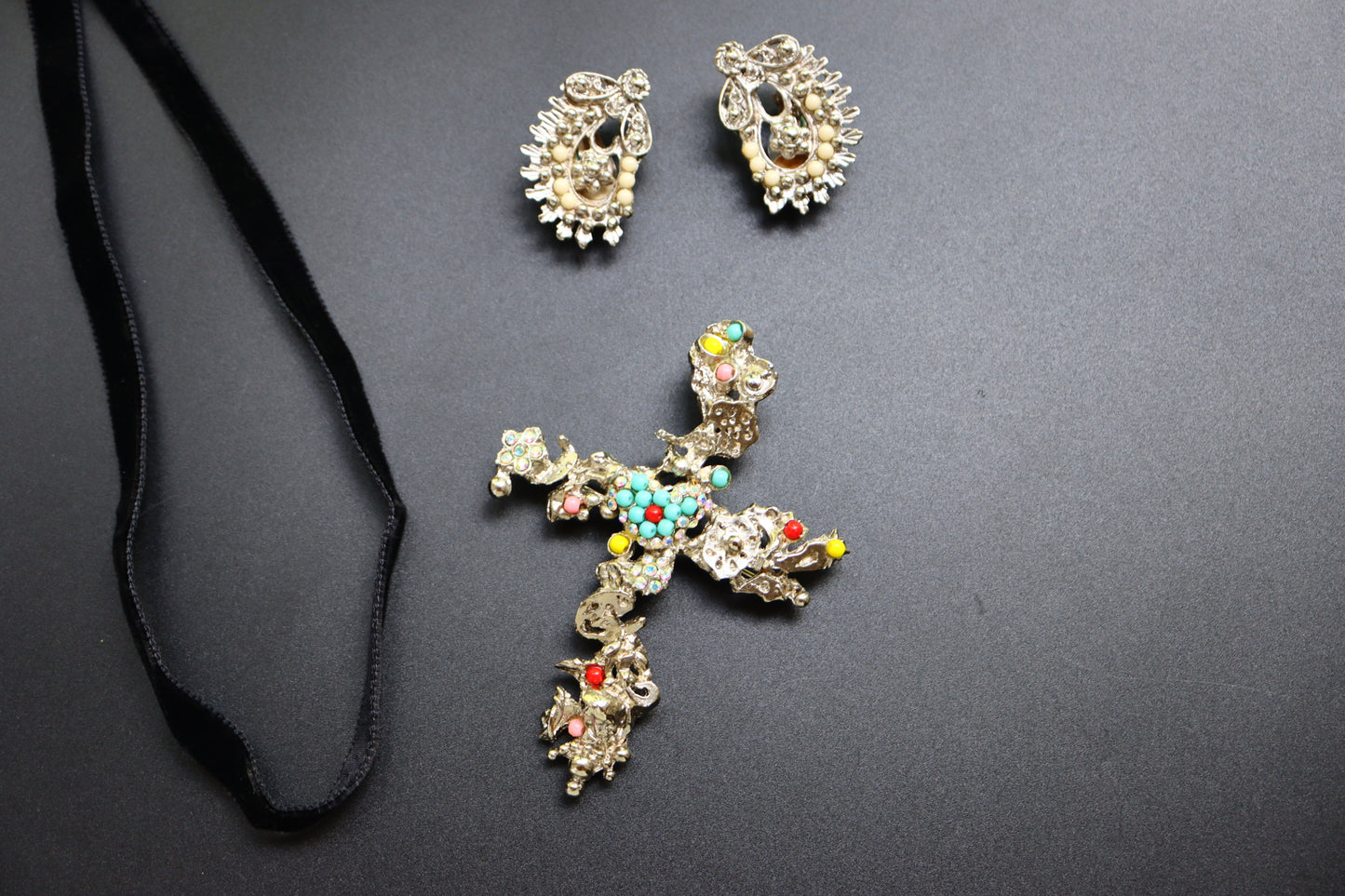 Vintage Christian Lacroix coulorful rhinestone Cross Earring and Brooch Pendant Set