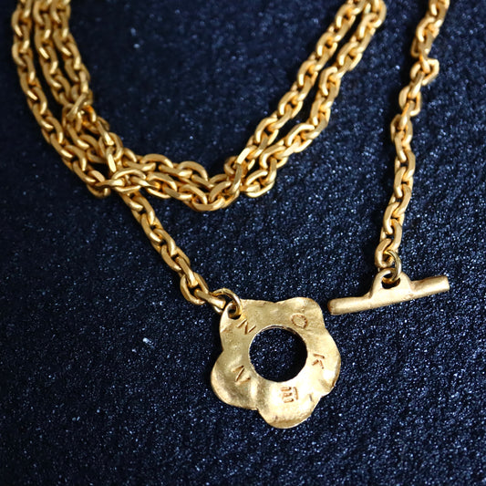 Vintage Kenzo matt gold-tone flower minimalist sautoir necklace