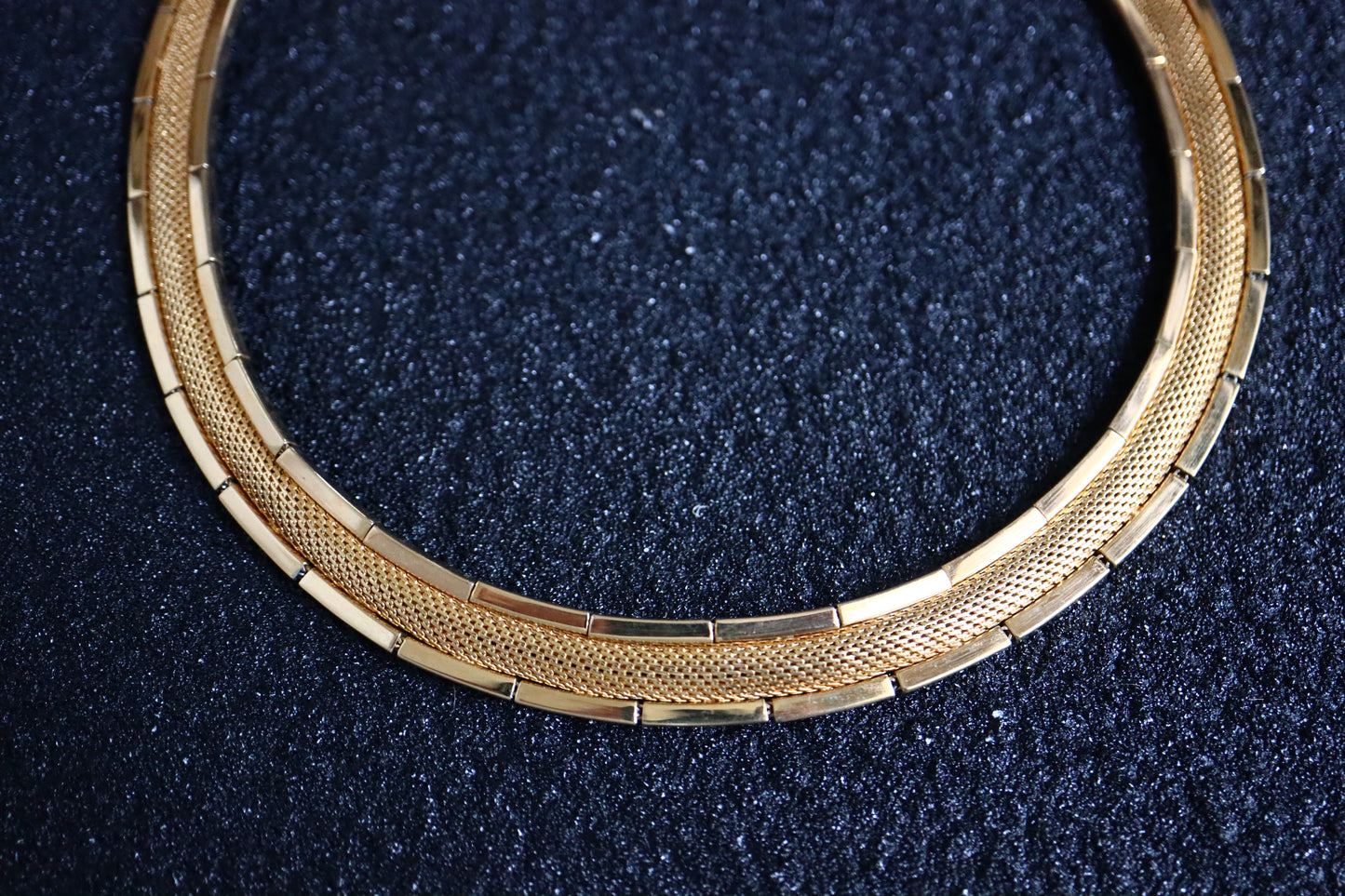 Vintage 1959 Henkel & Grossé Germany weaving gold-tone choker necklace