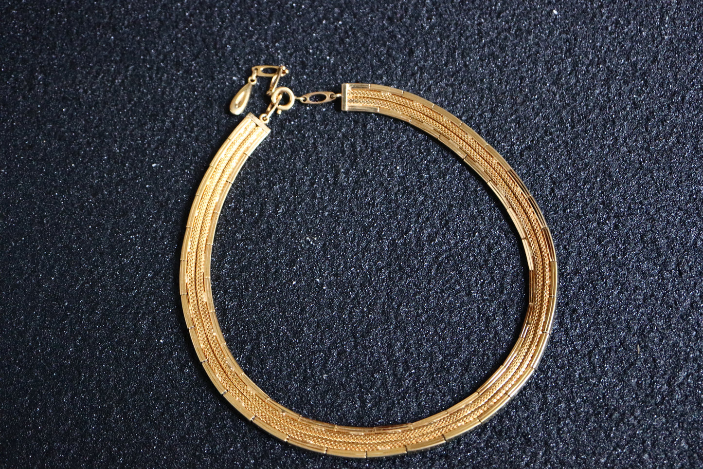 Vintage 1959 Henkel & Grossé Germany weaving gold-tone choker necklace