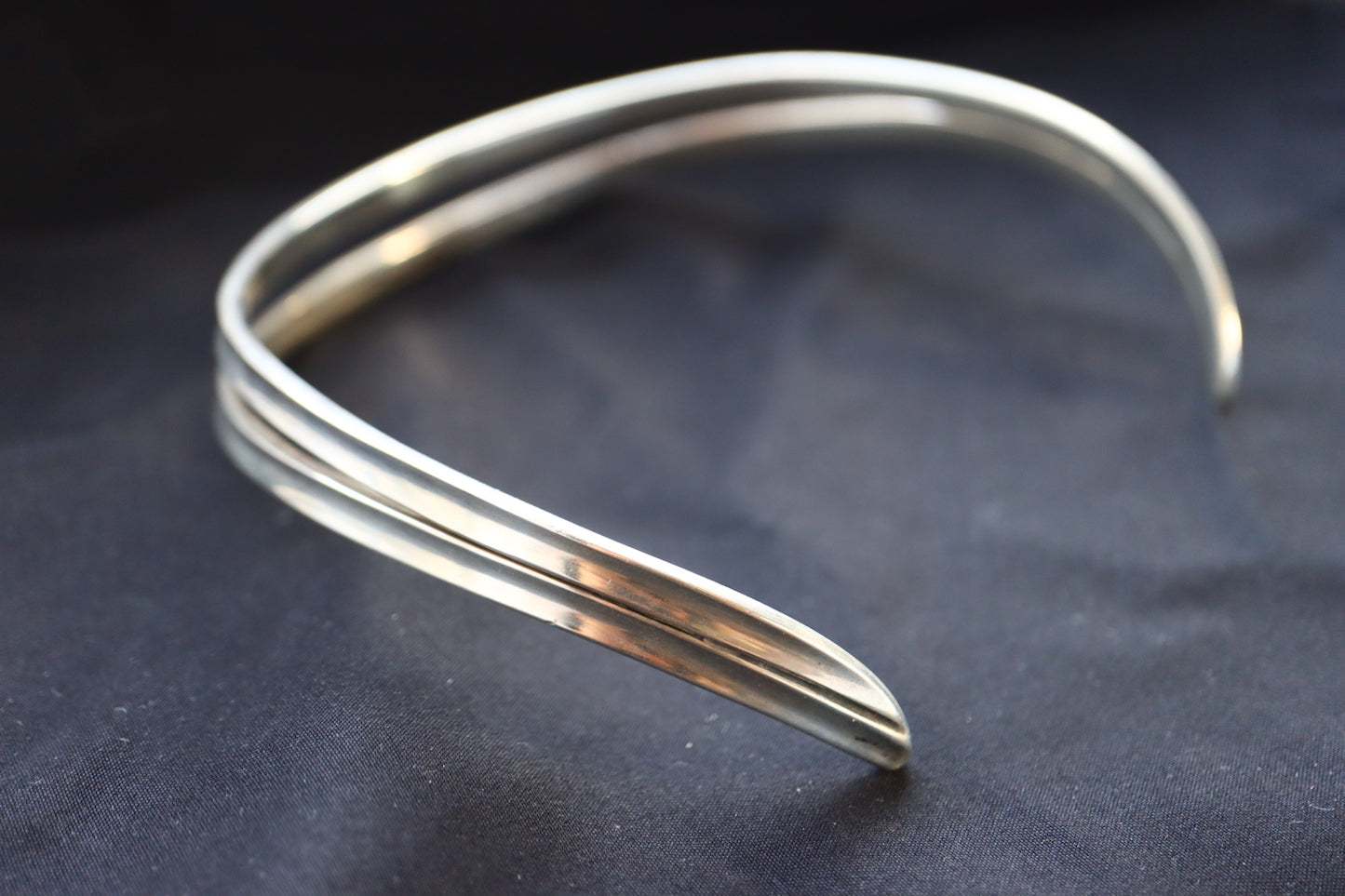 Mid-century modernist POUL WARMIND Denmark Sterling Silver Handcrafted Double Wire collar necklace