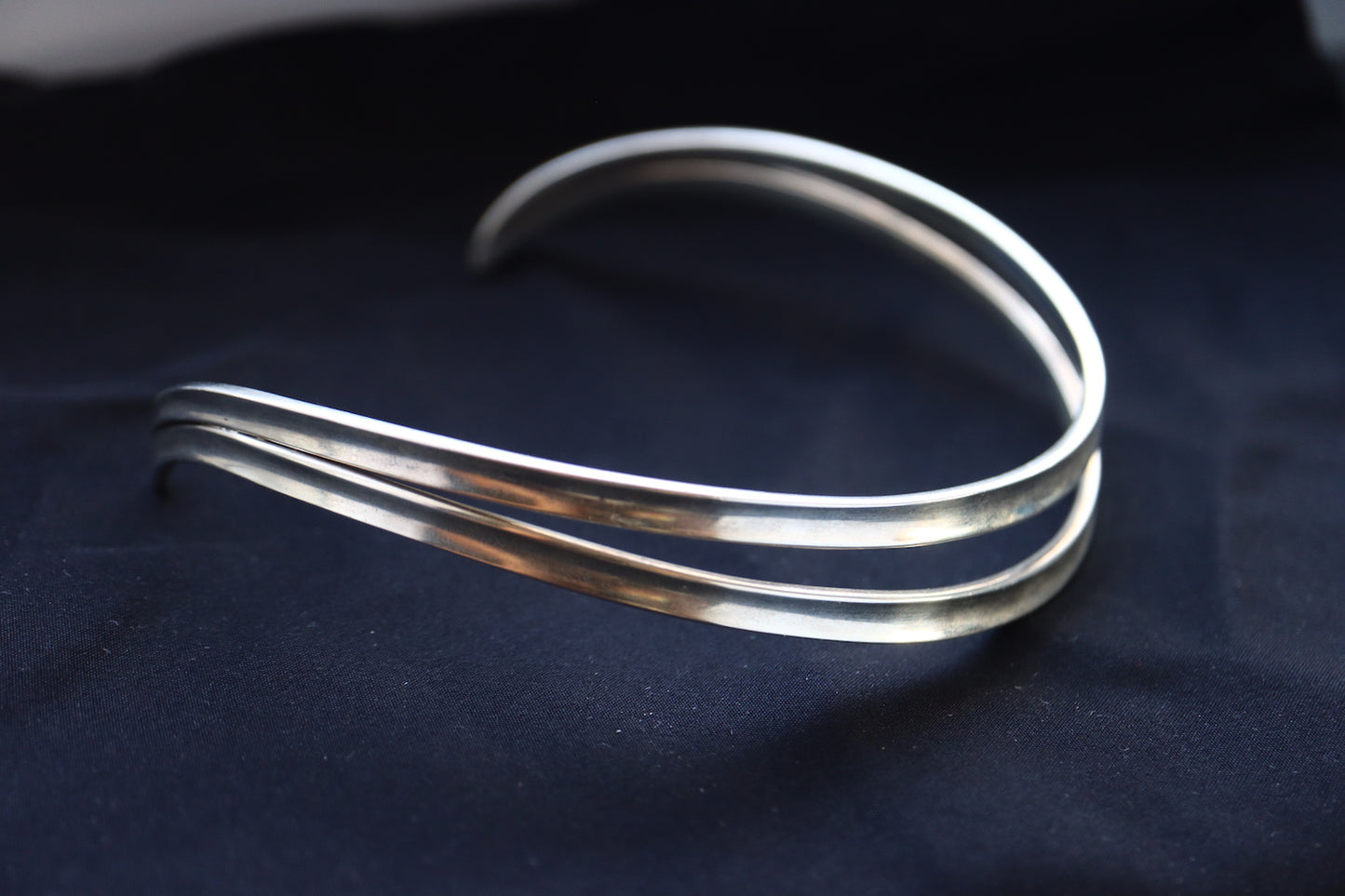 Mid-century modernist POUL WARMIND Denmark Sterling Silver Handcrafted Double Wire collar necklace