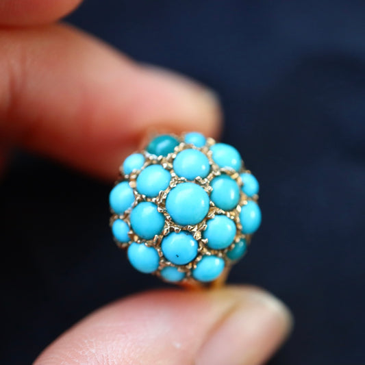 VINTAGE 1968 London 9K Gold Turquoise Hydrangea Dome Cluster Statement Ring