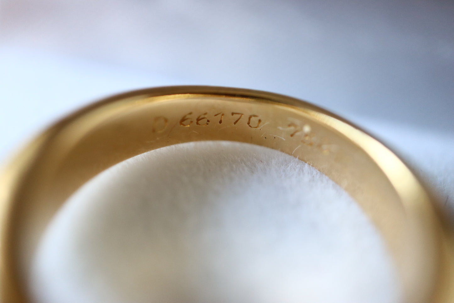 Vintage 90s Cartier Toi et Moi 18K Yellow Gold Sapphire Ring