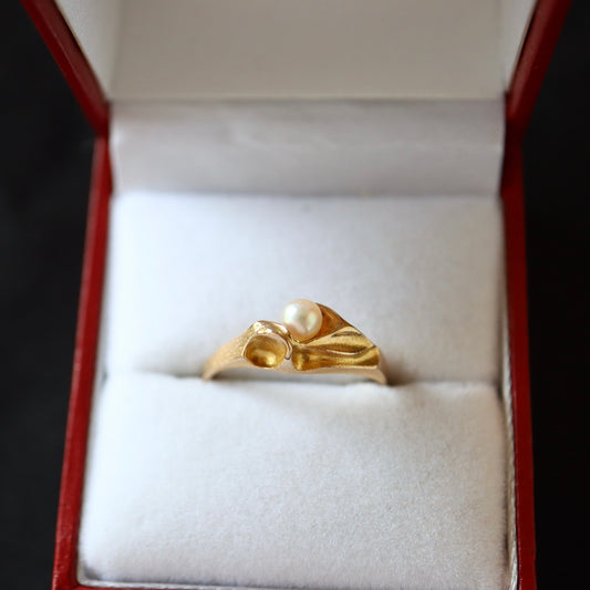 VINTAGE LAPPONIA 14K Yellow Gold natural Pearl Sculptural Ring