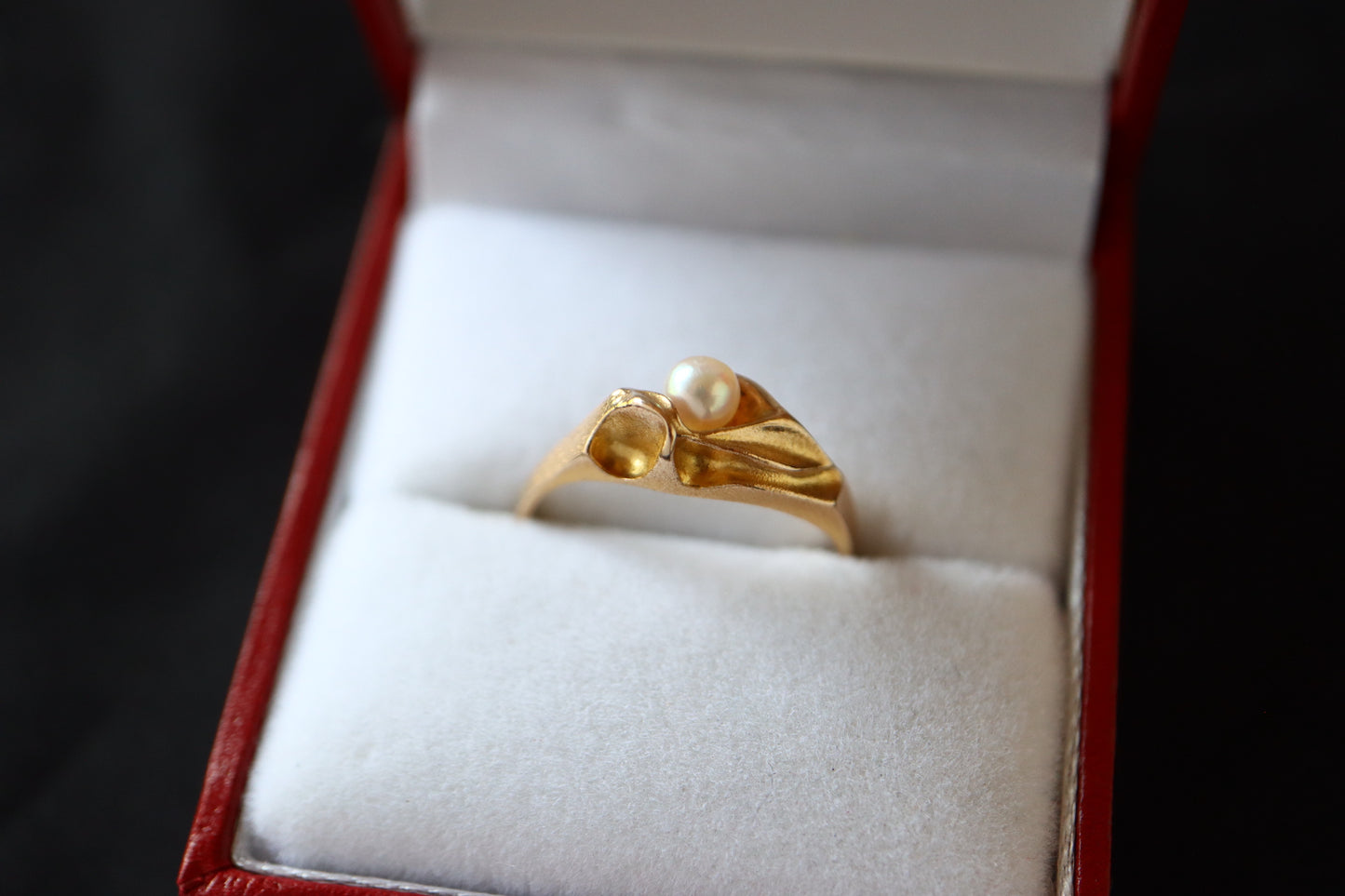 VINTAGE LAPPONIA 14K Yellow Gold natural Pearl Sculptural Ring