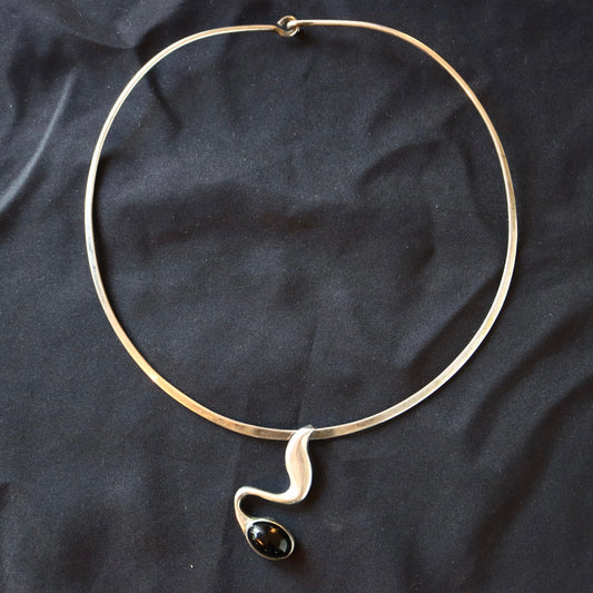 VINTAGE French Modernist Sterling Silver & Black Onyx S-Curve Collar necklace