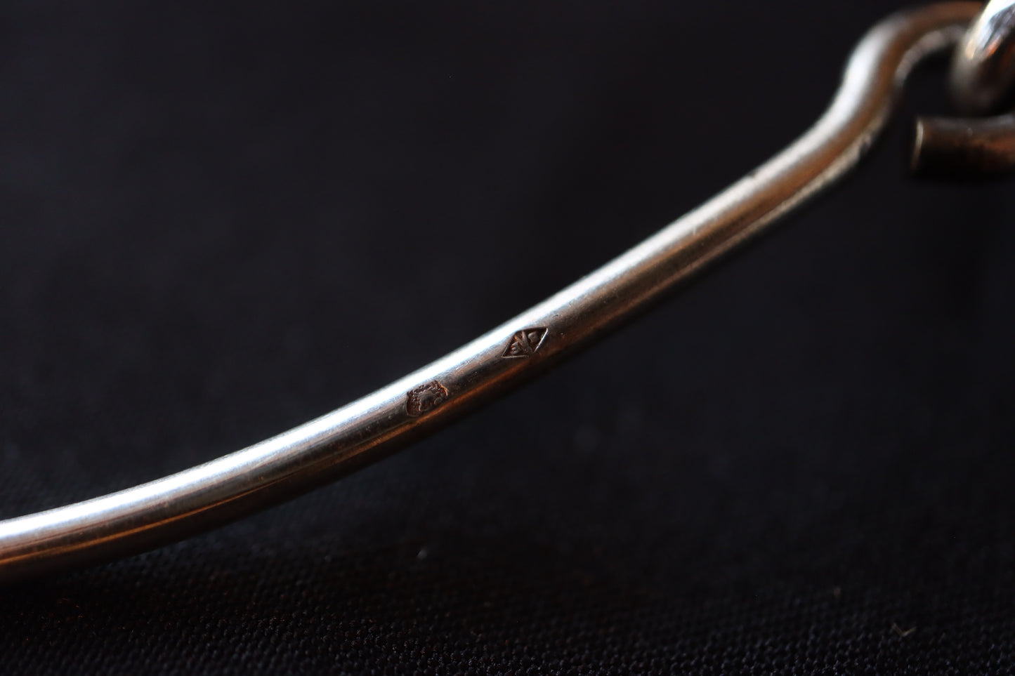 VINTAGE French Modernist Sterling Silver & Black Onyx S-Curve Collar necklace