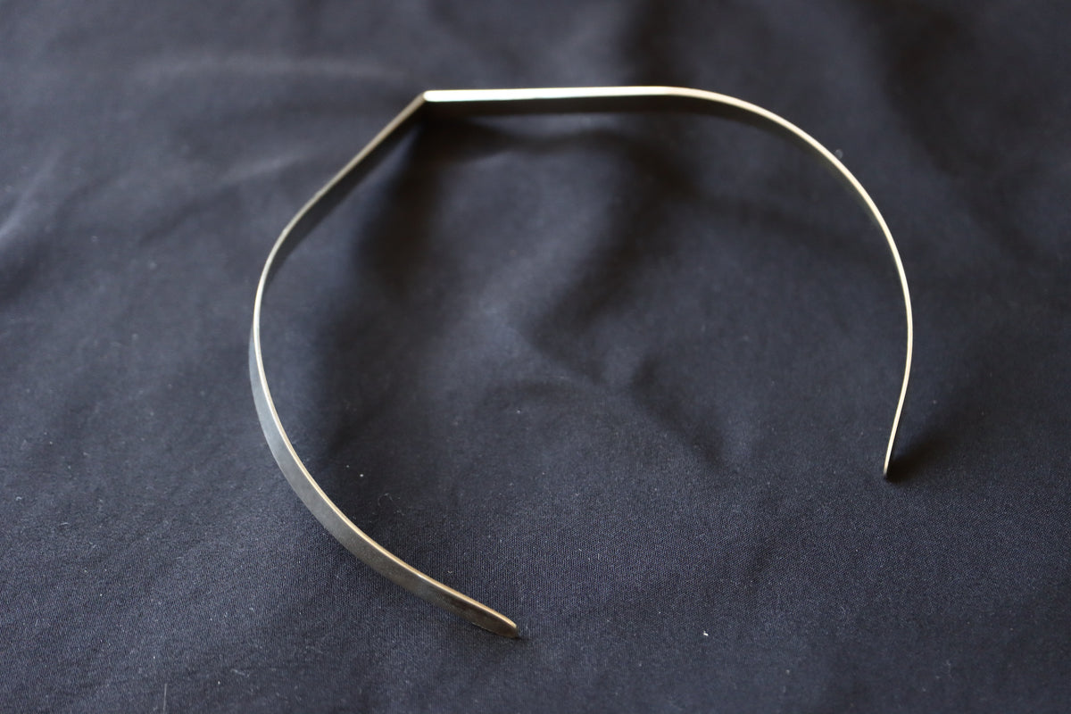 Modernist Pekka Piekäinen Finnish 925 Sterling Silver V-Neck Torc Collar
