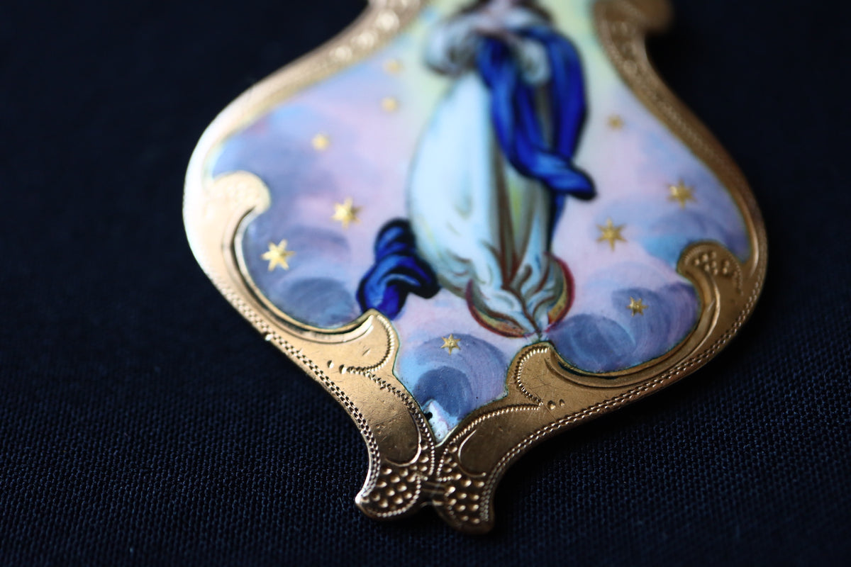 ANTIQUE 14K Gold Hand-Painted Enamel Virgin Mary Devotional Pendant / Medallion