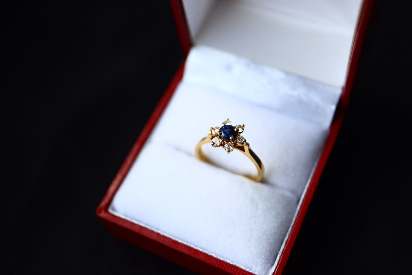 VINTAGE Tiffany & Co. 18K Yellow Gold Sapphire & Diamond Floral Cluster Ring