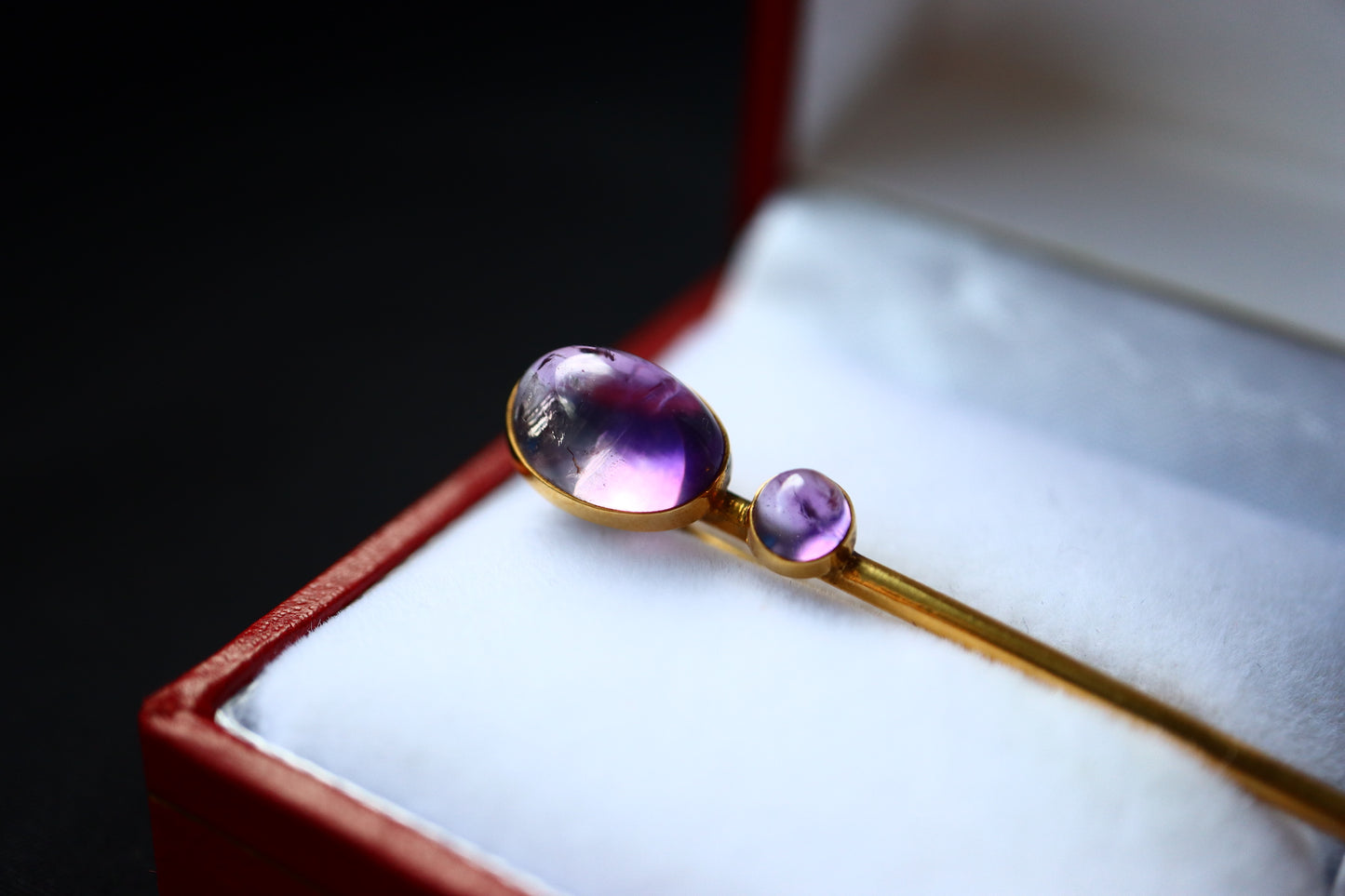 ANTIQUE Victorian 18K Yellow Gold & Dual Cabochon Amethyst Bar Pin Brooch