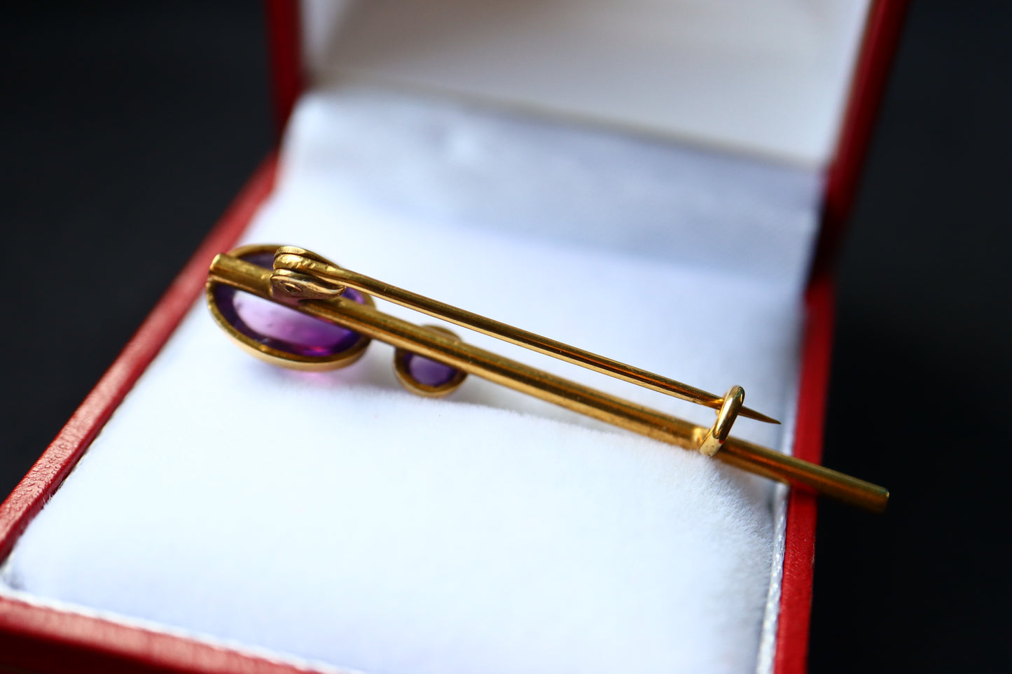 ANTIQUE Victorian 18K Yellow Gold & Dual Cabochon Amethyst Bar Pin Brooch