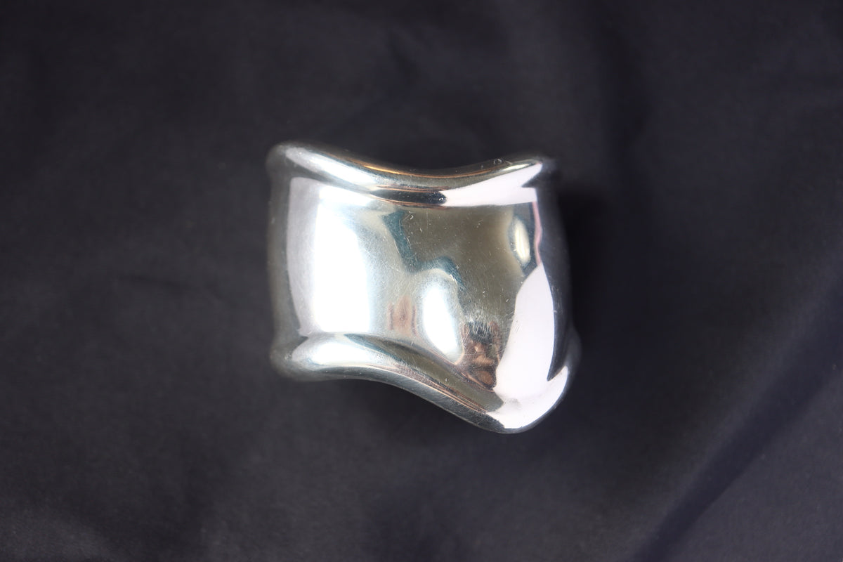 TIFFANY & CO. Elsa Peretti Silver Bone Cuff left hand Bracelet